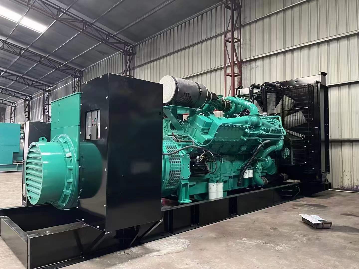 玉溪如何降低 800kW 柴油发电机输出电流的波动？